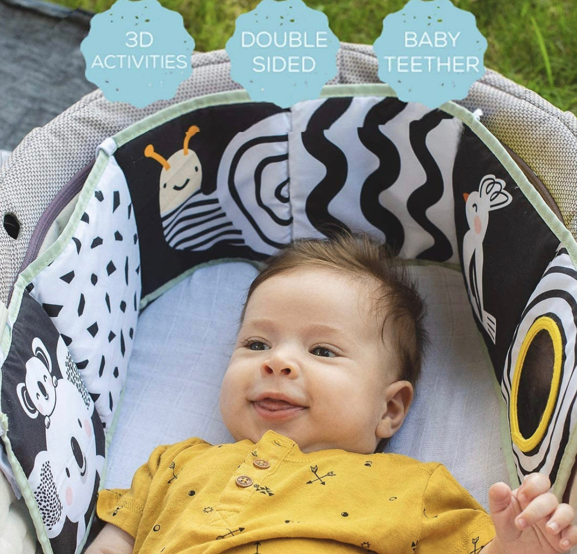 كتاب أطفال ناعم على شكل كوالا  يُعلق على عربة الأطفال.